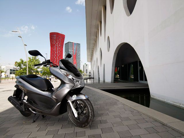 Honda rebaja el precio del PCX