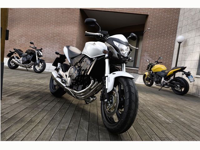 Honda presenta la CB600F Hornet 2011