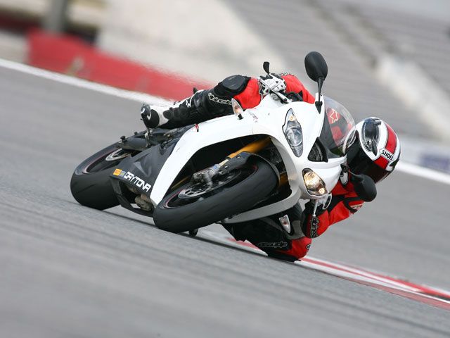 Triumph Daytona 675 R