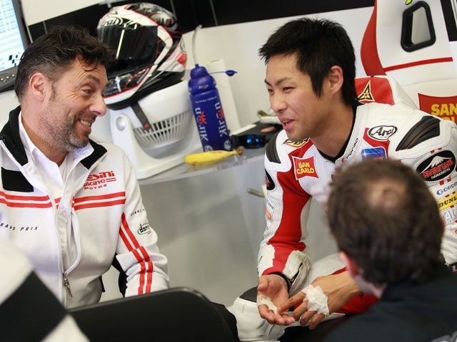 Takahashi, el más rápido del primer día en Moto2