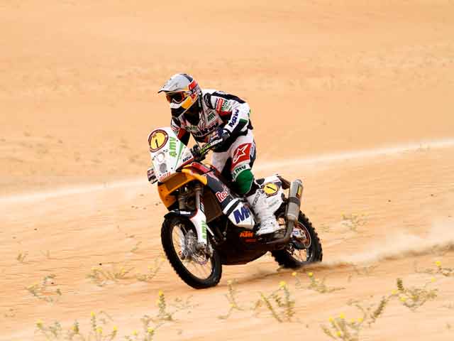 Marc Coma, a un paso de ganar en Abu Dhabi