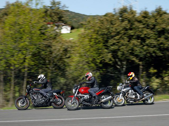 Harley-Davidson XR1200X y Moto Guzzi Breva 1200