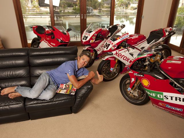 Troy Bayliss: "Quiero seguir ganando carreras"