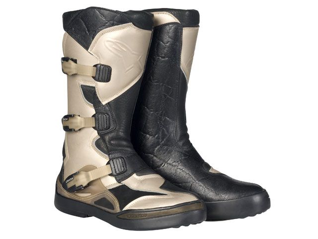 Chaleco refrigerante y botas Alpinestars