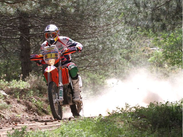 El campeón Marc Coma no afloja en el Rally de Cerdeña