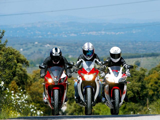 Rieju RS3 125, Honda CBR 125R y Yamaha YZF-R125