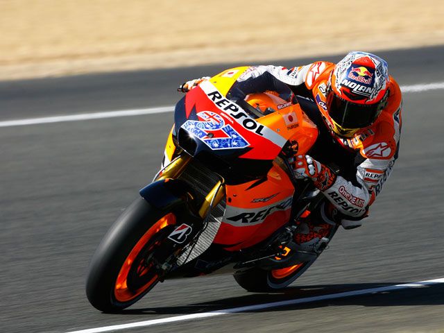 Casey Stoner, el más rápido en los primeros entrenamientos