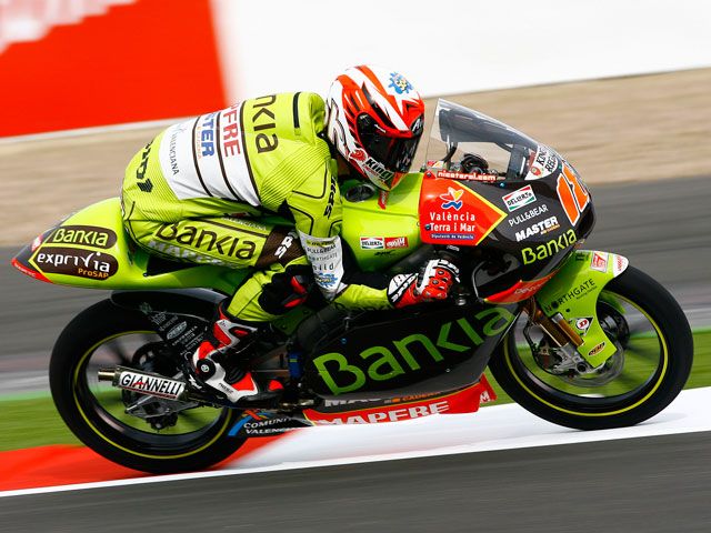 Nico Terol pone orden en Silverstone