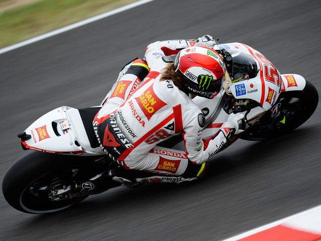 Simoncelli, Bradl y Terol, los mejores del warm up