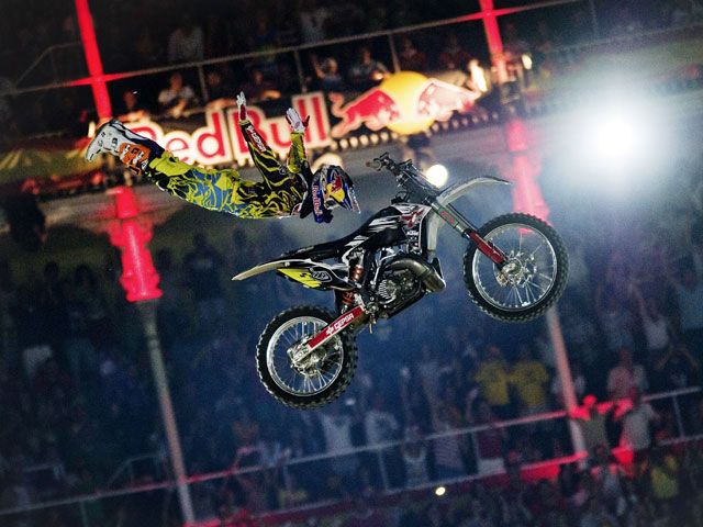 Dani Torres logra la victoria en el Red Bull X-Fighters de Madrid