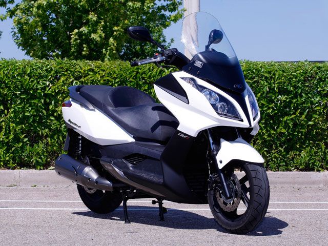 KYMCO Super Dink 125