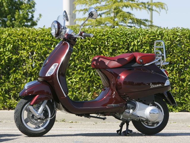 Vespa LVX 125ie