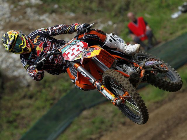Cairoli y Desalle, victorias en el Mundial de Motocross de Republica Checa