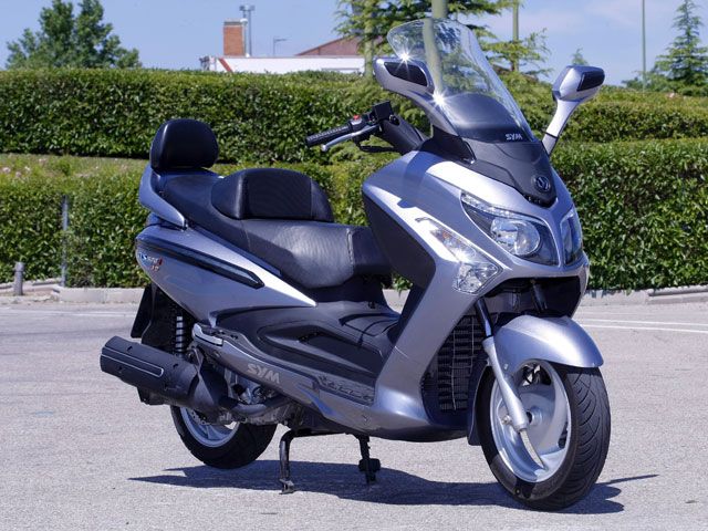 SYM GTS Evo 300