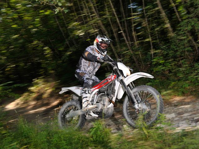 Husqvarna rebaja sus modelos hasta 2.000 euros