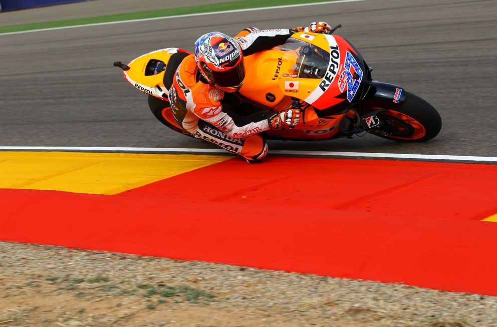 Stoner, Márquez y Faubel poles en MotorLand