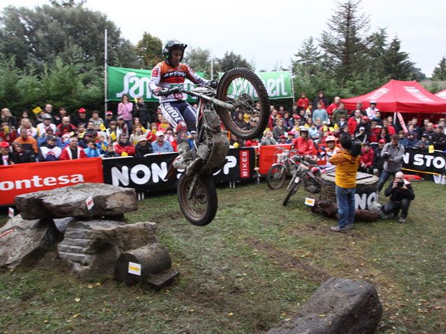 Montesada 2011: Homenaje a los Campeones del Mundo de Trial