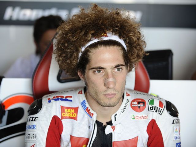 Marco Simoncelli seguirá en el San Carlo Honda Gresini en 2012