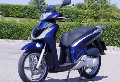 Honda Scoopy SH 125 i con seguro gratuito