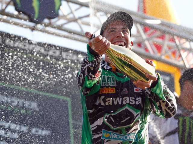 Jonathan Barragán, con Honda