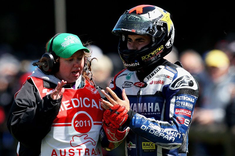 Jorge Lorenzo vuelve a España después de su operación