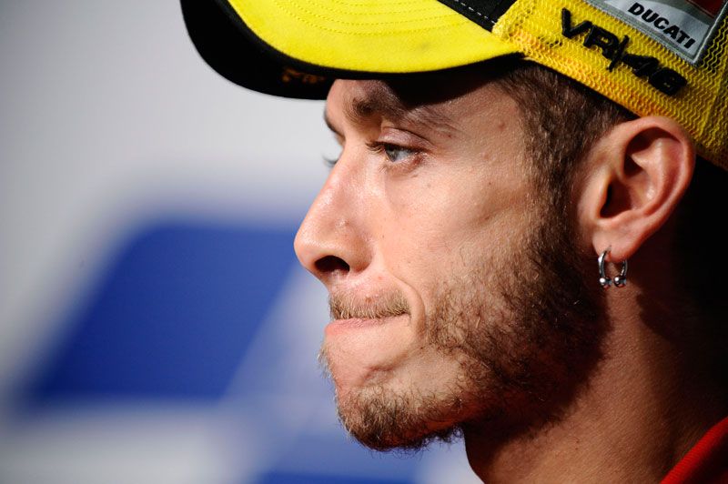 Valentino Rossi llora la muerte de Marco Simoncelli