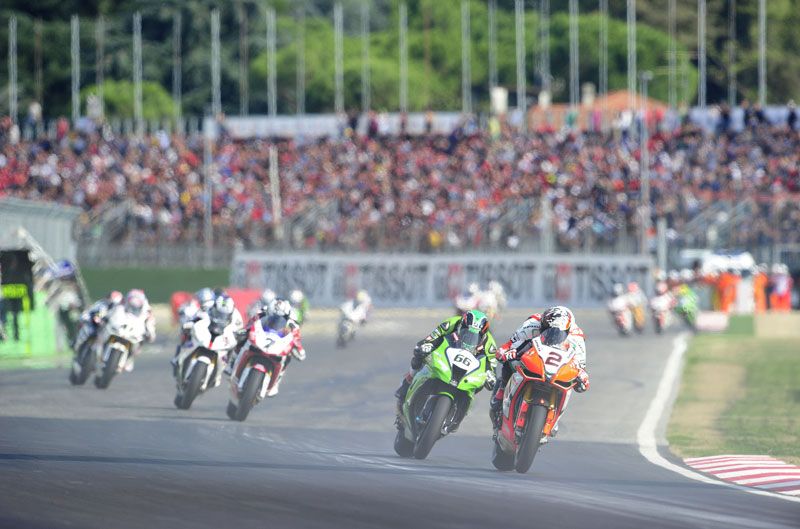 Leon Camier correrá con Suzuki en el Mundial de Superbike