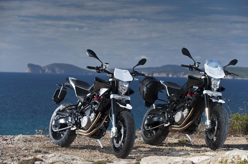 Husqvarna Nuda 900 y Nuda 900 R