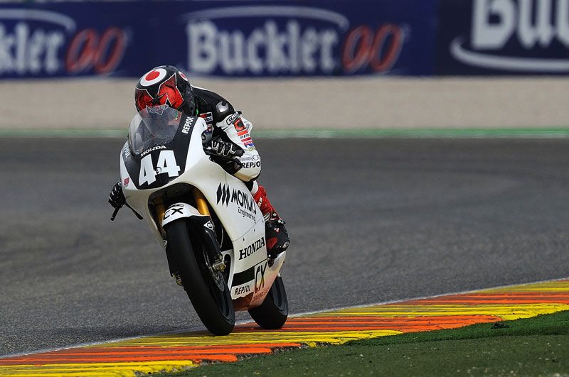 Victorias de Oliveira, Viñales y Silva en el CEV de Valencia