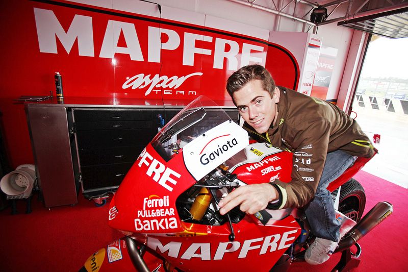 Terol y Elías se suben a sus Moto2