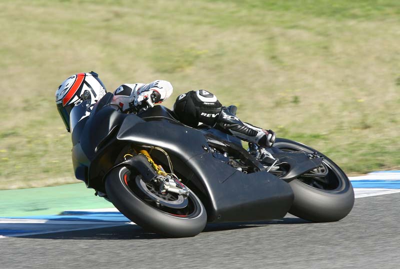 Randy de Puniet y Aleix Espargaró, con Aspar en MotoGP
