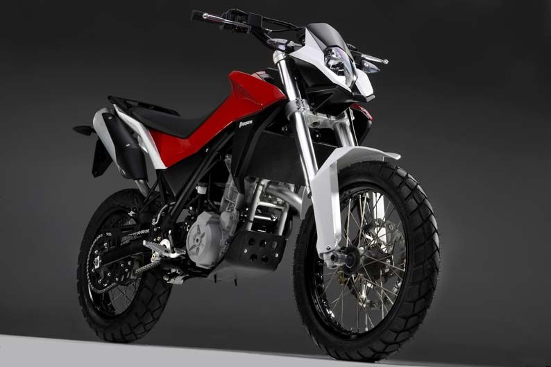Husqvarna Concept Strada