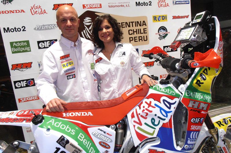 David Serra presenta su equipo para el Dakar 2012