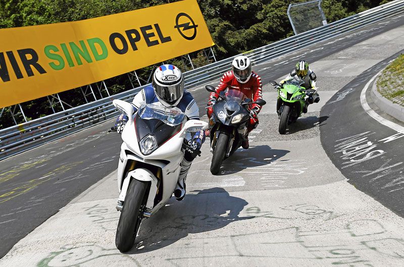Comparativa Superbike: BMW S 1000 RR, Kawasaki ZX-10R y MV Agusta F4 RR