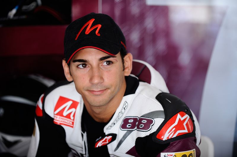 Ricky Cardús no correrá el Mundial de Moto2