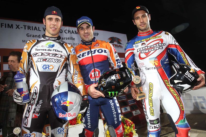 Toni Bou sigue imparable tras la victoria en el Trial Indoor de Marsella