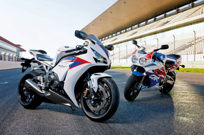 La Honda CBR-RR Fireblade cumple 20 años