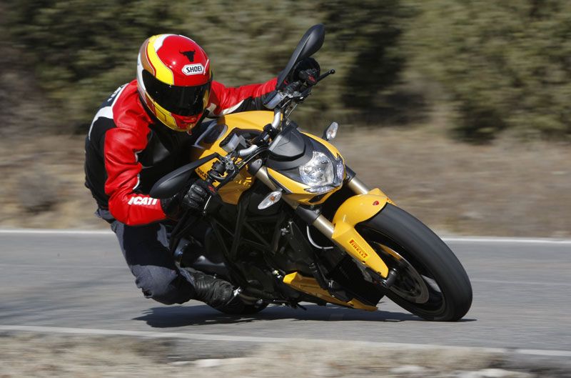 Ducati Streetfighter 848 y los entrenamientos de MotoGP en Sepang