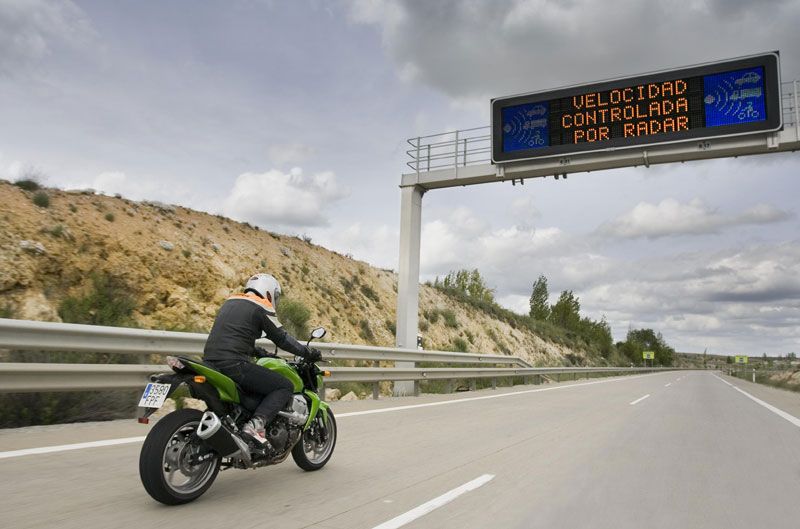 Detectores y avisadores de radares para la moto