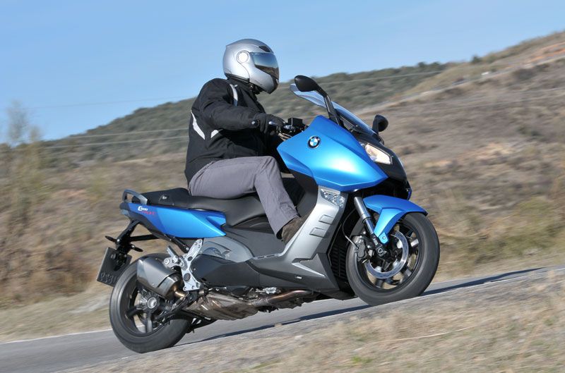 Encuesta de la semana: ¿Moto o scooter?