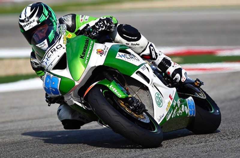 Kawasaki repite triunfo en Supersport gracias a Foret