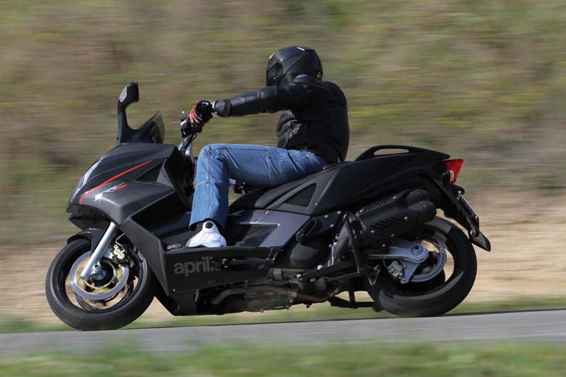 Aprilia SRV 850. Primera prueba