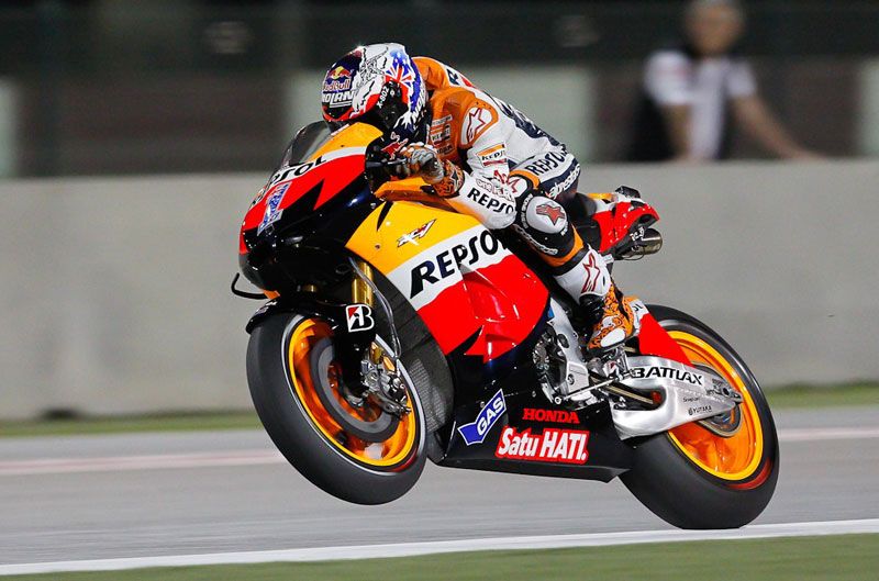 Stoner, Luthi y Viñales dominan los primeros entrenamientos libres en el GP de Qatar
