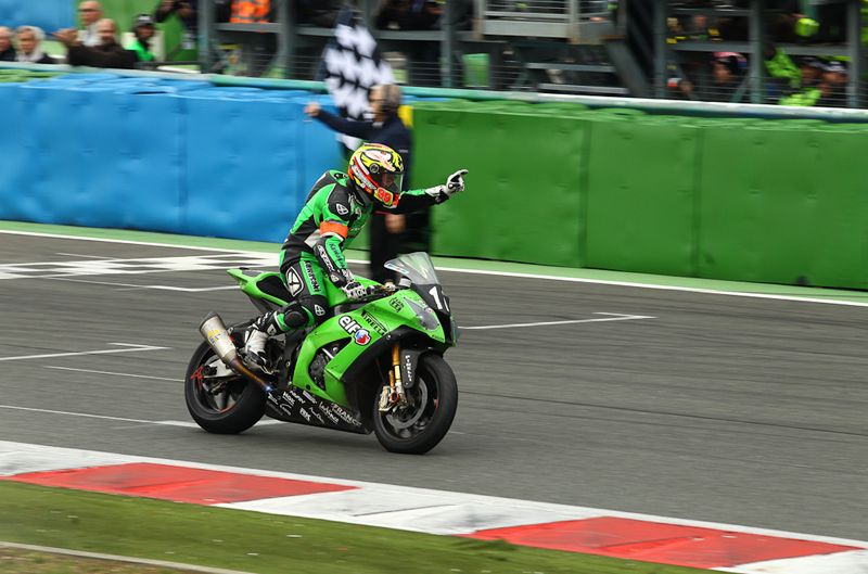 El SRC Kawasaki gana el Bol d´Or