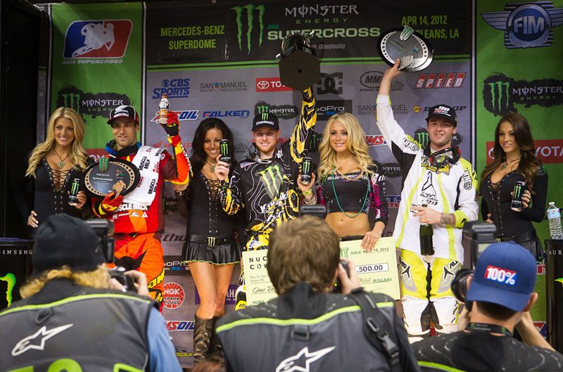 Villopoto consigue su 9ª victoria en el Supercross USA