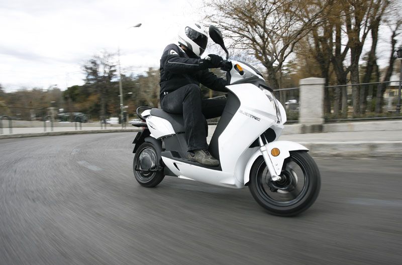 Vectrix VX-2: un nuevo vehículo urbano