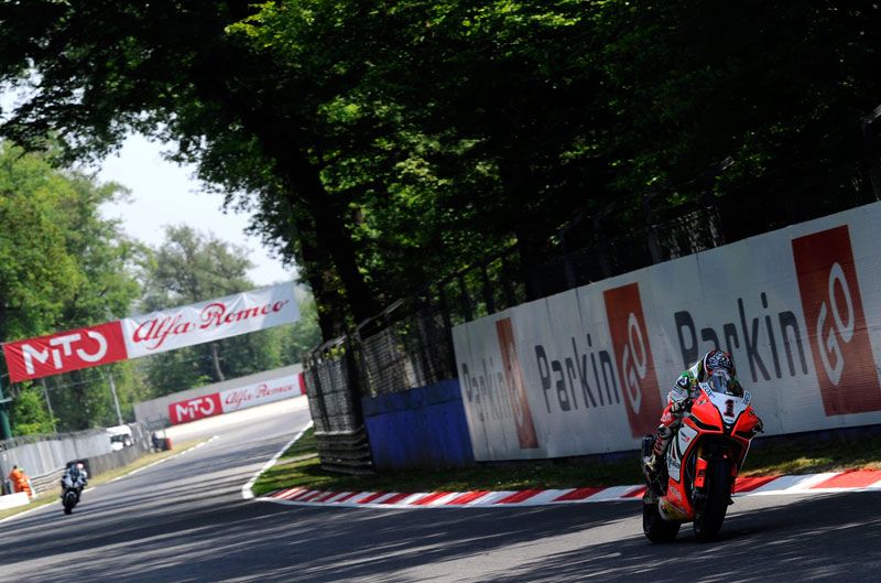 El Mundial de SBK aterriza en el Templo de la Velocidad