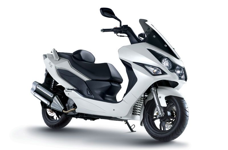 El Daelim S3 125 FI continúa en oferta este verano