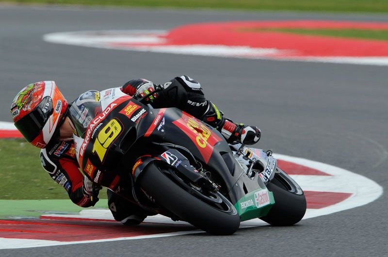 Bautista, Espargaró y Viñales, pole position en el GP de Gran Bretaña