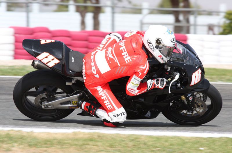 Nico Terol entrena en Albacete